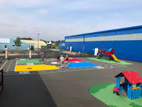 La cour de l'école maternelle